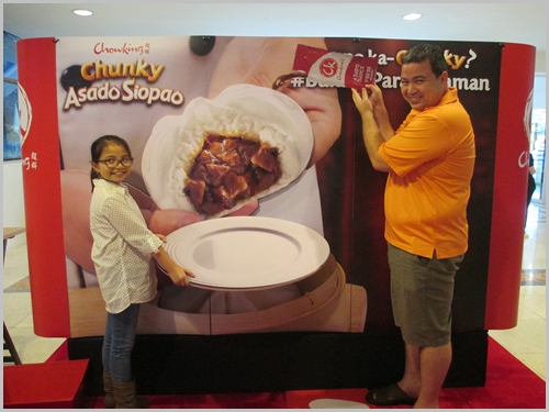 Chowking Glorietta. Customers playfully posed at the trick art station to capture their delicious encounter with the Chowking Chunky Asado Siopao.